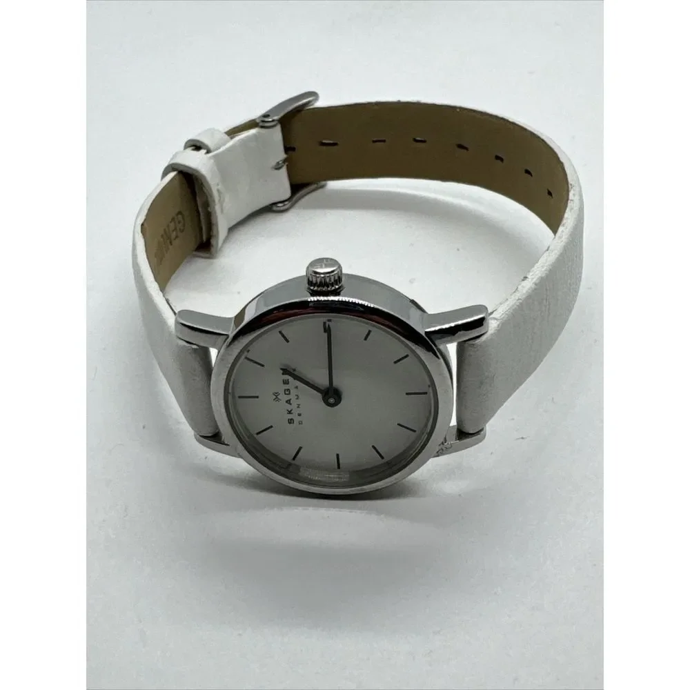 Skagen PRSK1010 Women's White Leather Analog Dial Quartz Wrist Watch JNA978